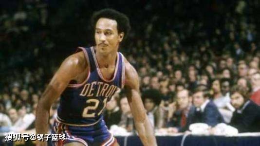 太阳战雷霆伤病报告：布克出战成疑，哈尔滕施泰因等因伤缺席