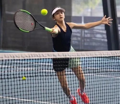 还被媒体和 还被媒体和