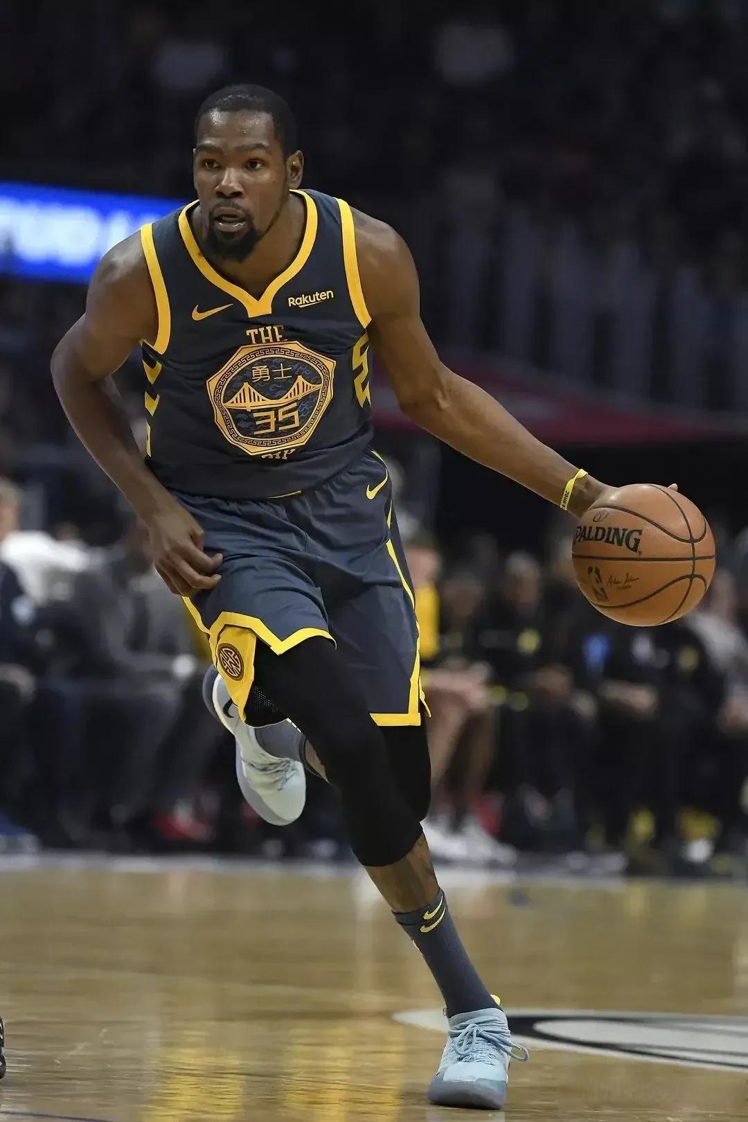 的舞台上 的舞台上